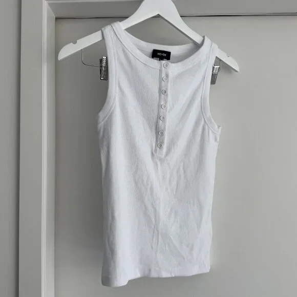 ME + EM | White Button Down Rib Vest/Tank - Picture 2 of 4